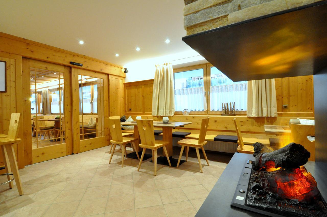 Hotel Traube - סטלביו מראה חיצוני תמונה